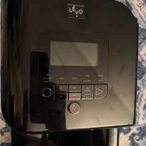 Levo II Black Infuser Machine